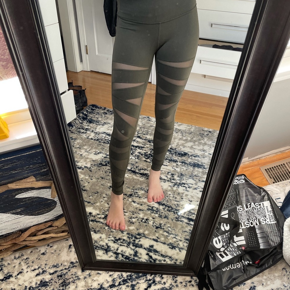 Super Cute Women’s Lululemon Leggings